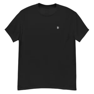 T-shirt Loakap Chrom'art noir avec logo imprimé à l’avant, modèle de la collection de t-shirt imprimés Loakap